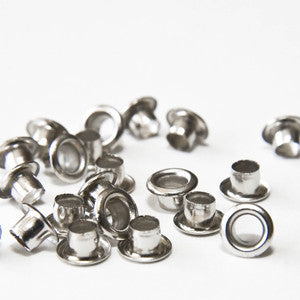 eyelets - silver